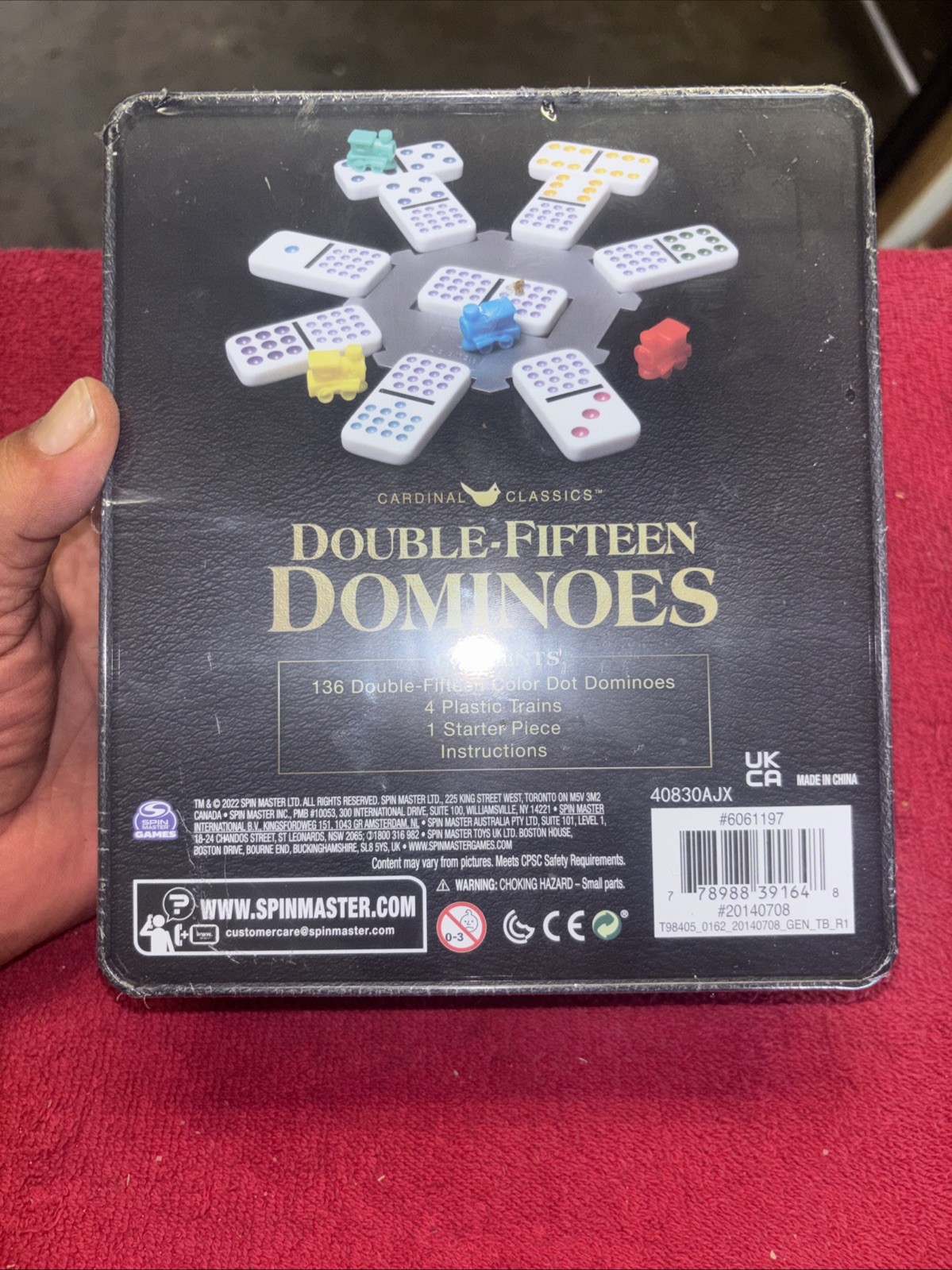 Cardinal Classics Double Fifteen Dominoes Set in Storage Tin | Line 15