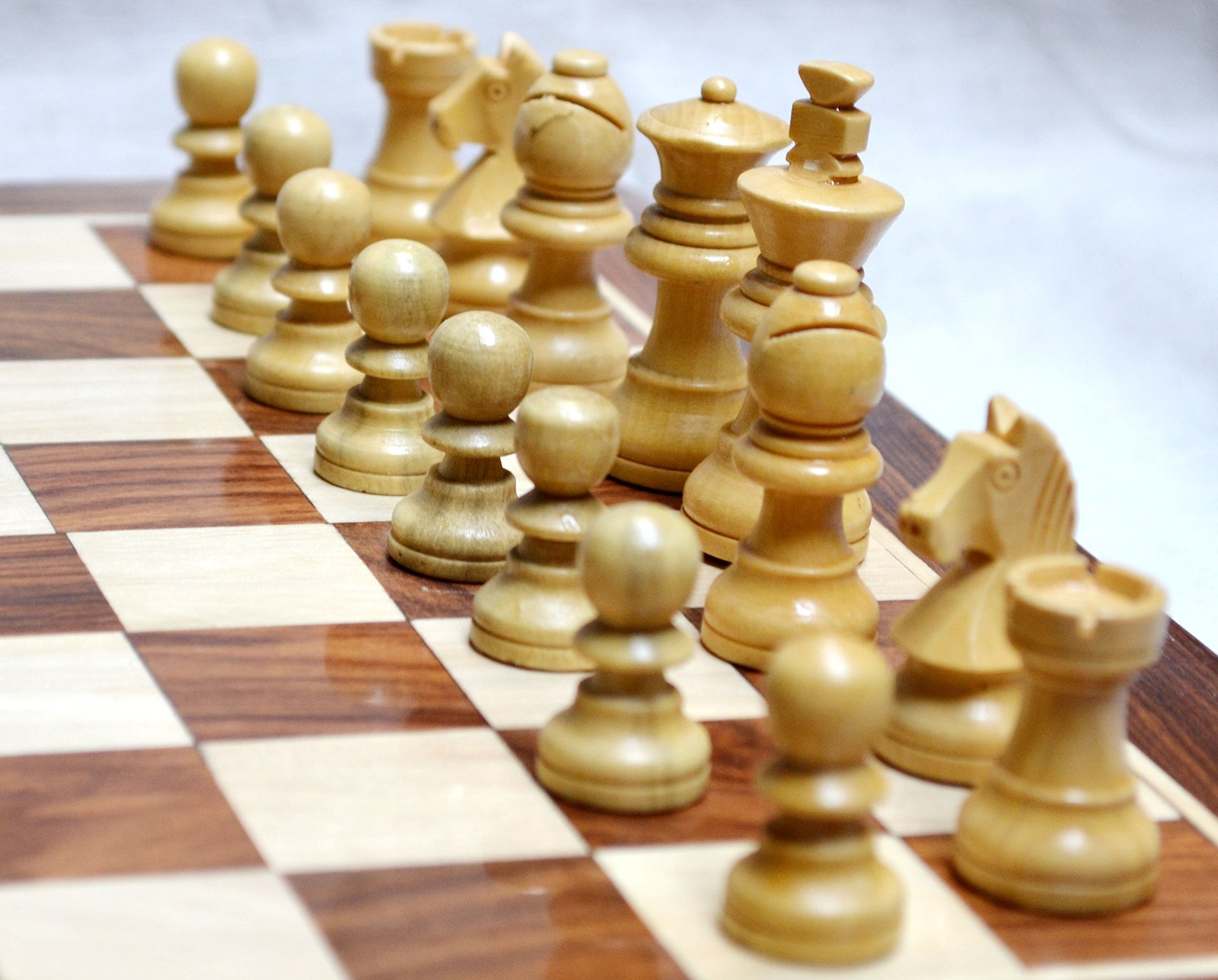 Chess Set 12×12” Handmade Acacia Wood – Folding Magnetic Travel Board with Bag