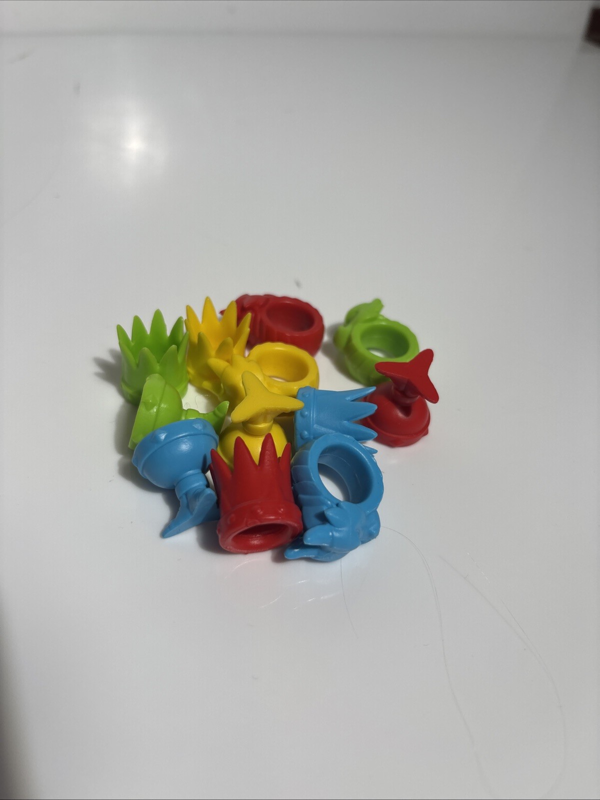 Dragon Snacks Game 2019 Ages 4-Up Works Complete – Colour Finding game