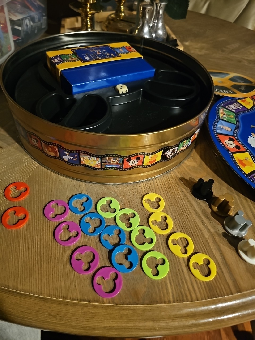 Walt Disney Trivia The Wonderful World of Disney Trivia Game Gold Tin No Instruc