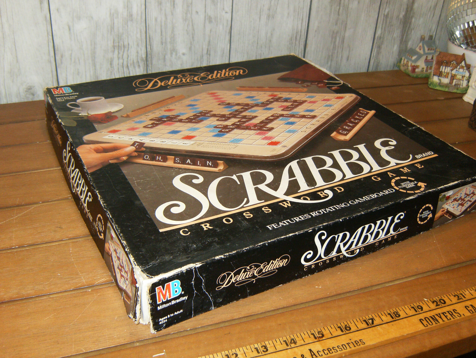 Scrabble Deluxe Edition 1989 Rotating Turntable Mahogany Tiles Complete