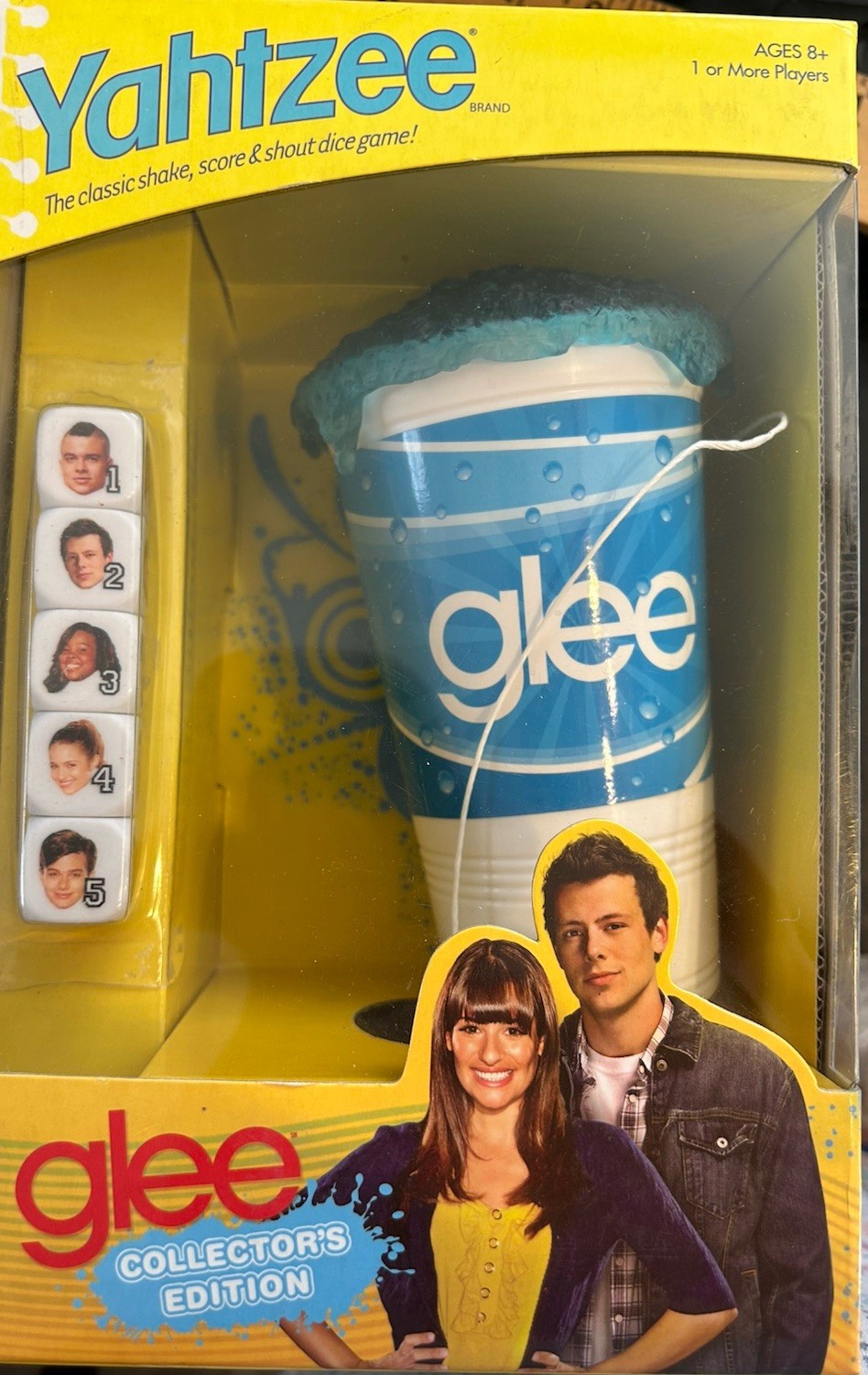 Glee Yahtzee Collector’s Edition with Slushee Dice Cup New 2011 **Read details