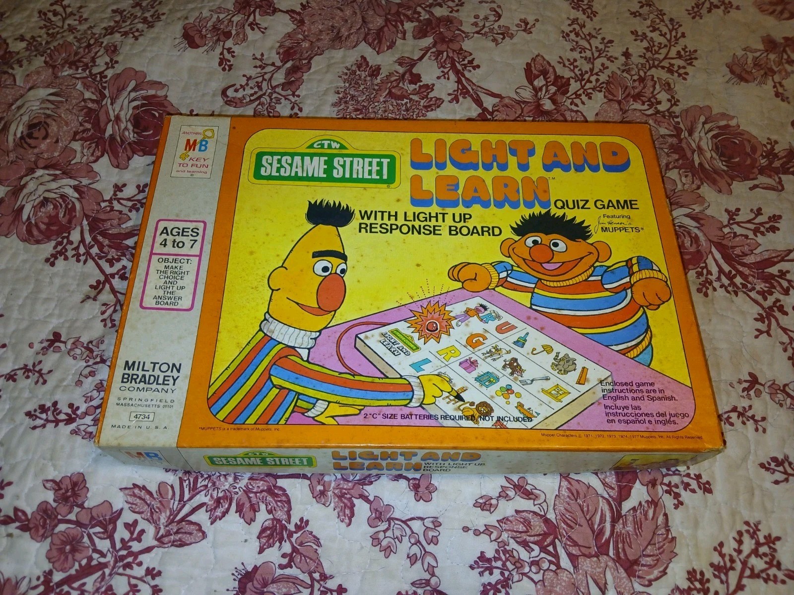 VTG Sesame Street Light and Learn Game Milton Bradley 1977 WORKS Read Note