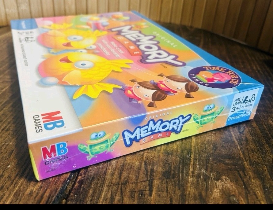 Milton Bradley Hasbro Original Memory Game Preschool 3+ 2007 BRAND NEW SEALED