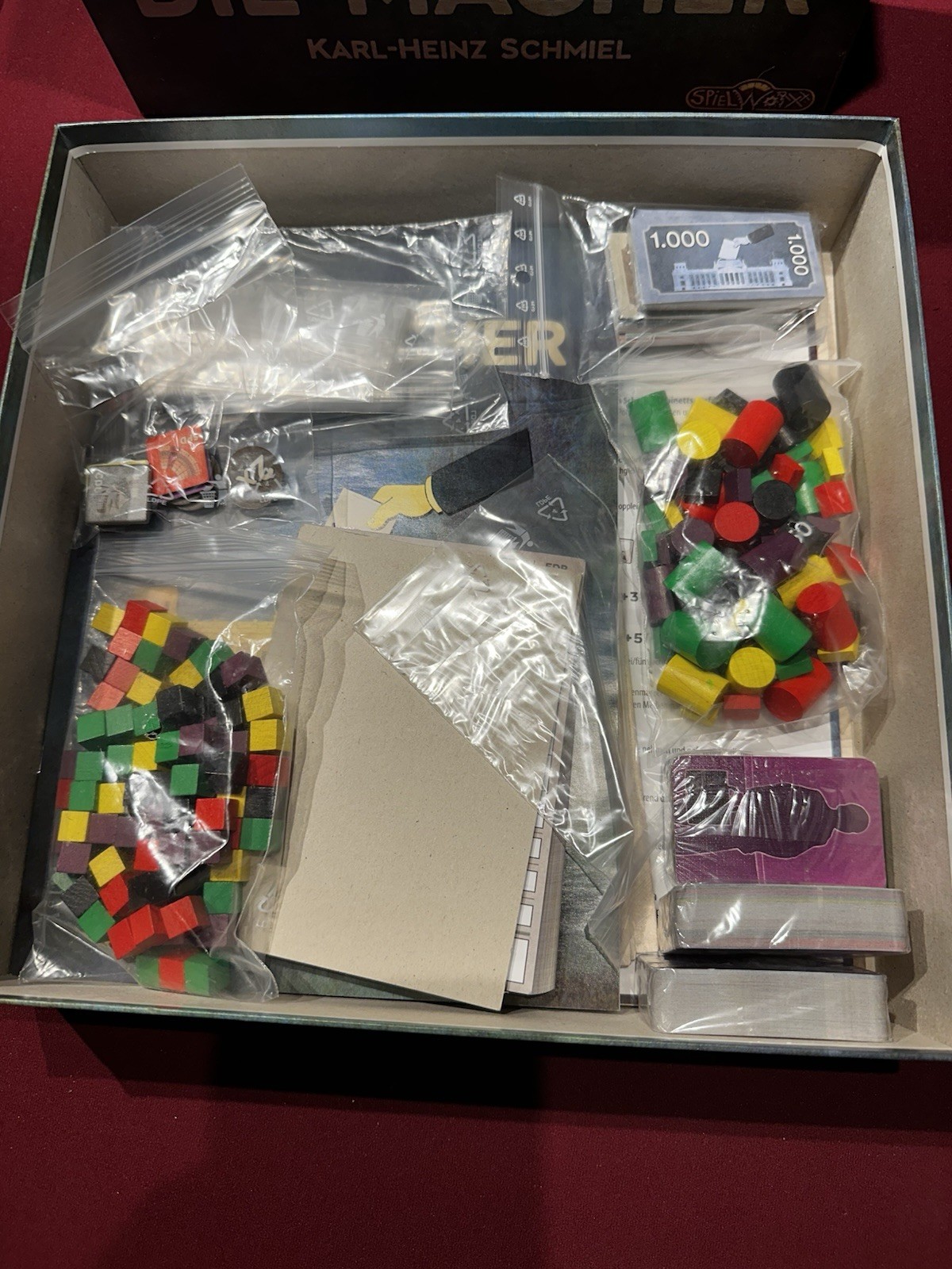 Die Macher board game 2019 Kickstarter Limited Edition English and German guides