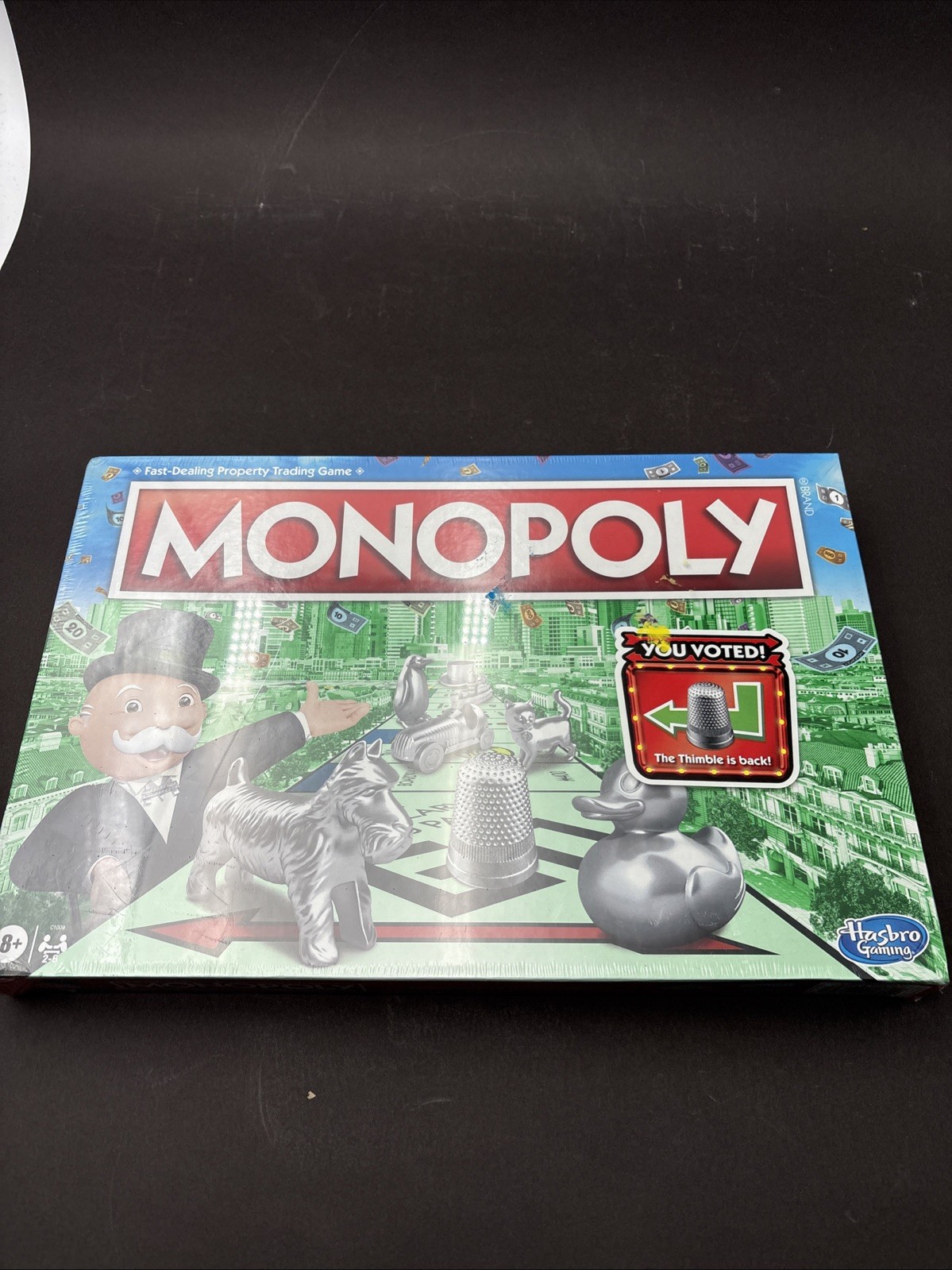 Hasbro Monopoly C1009 Classic Board Game, brand new with plastic still around it