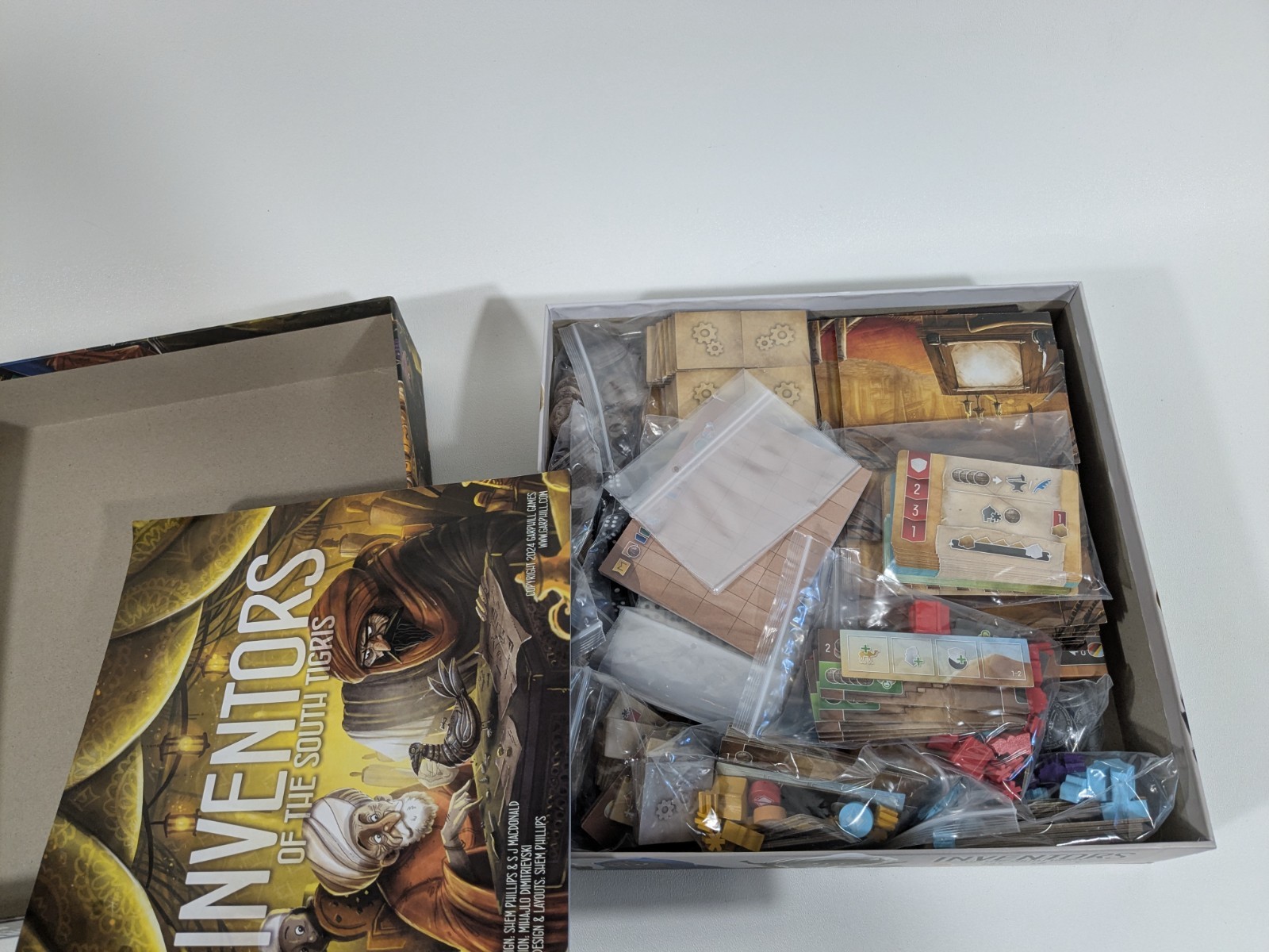 Renegade RGS02743 Game Studios Inventors of The South Tigris Strategy Board