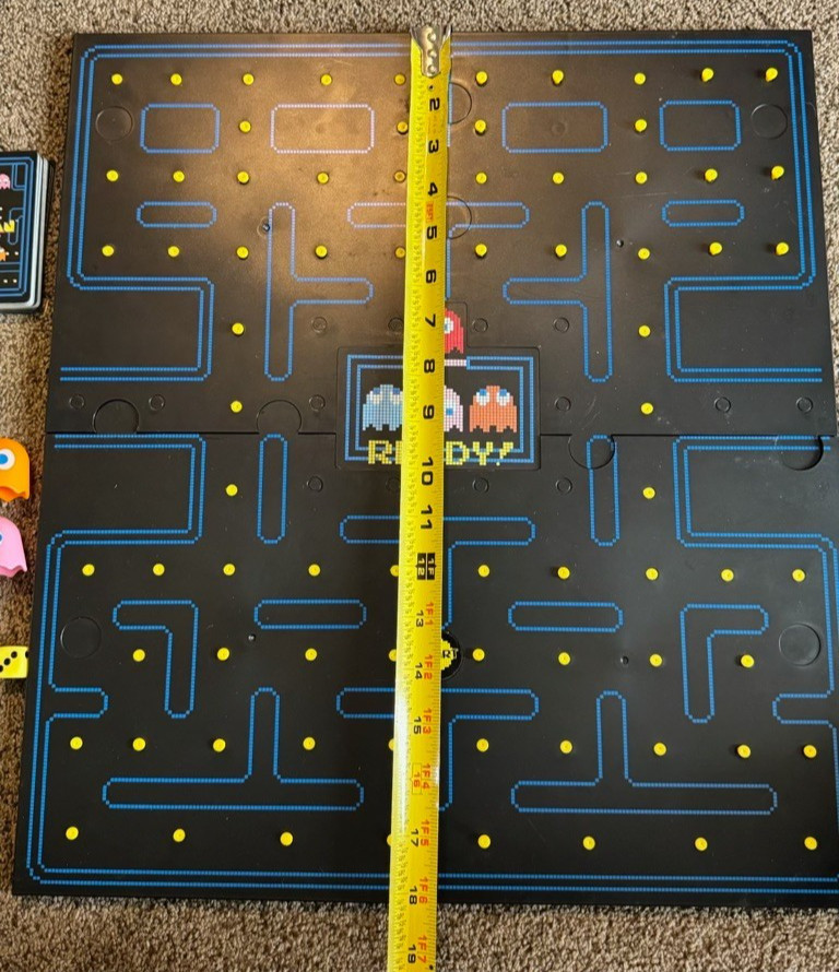 Pac-Man The Board Game Complete – Tested – Classic With Authentic Arcade Sounds!