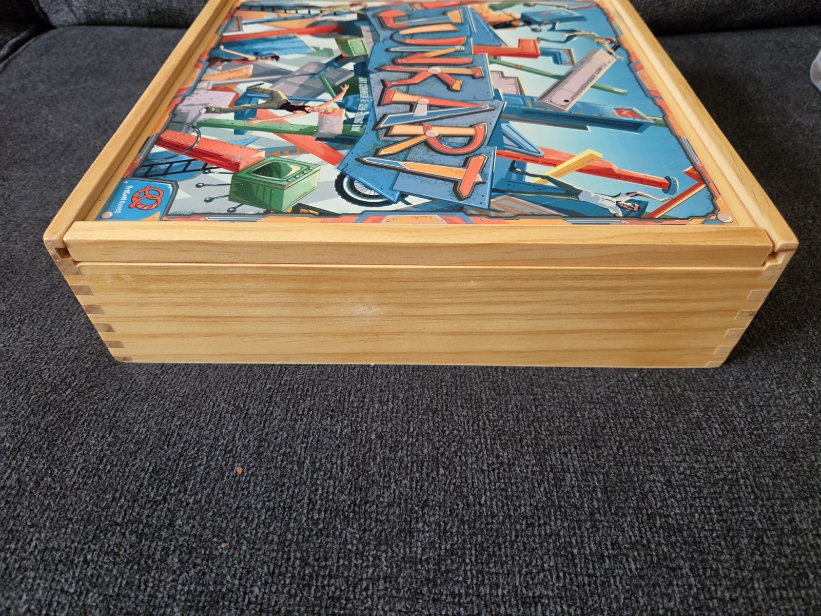 JUNK ART Wooden Box Edition 2017 Board Game Pretzel Games Complete VG+