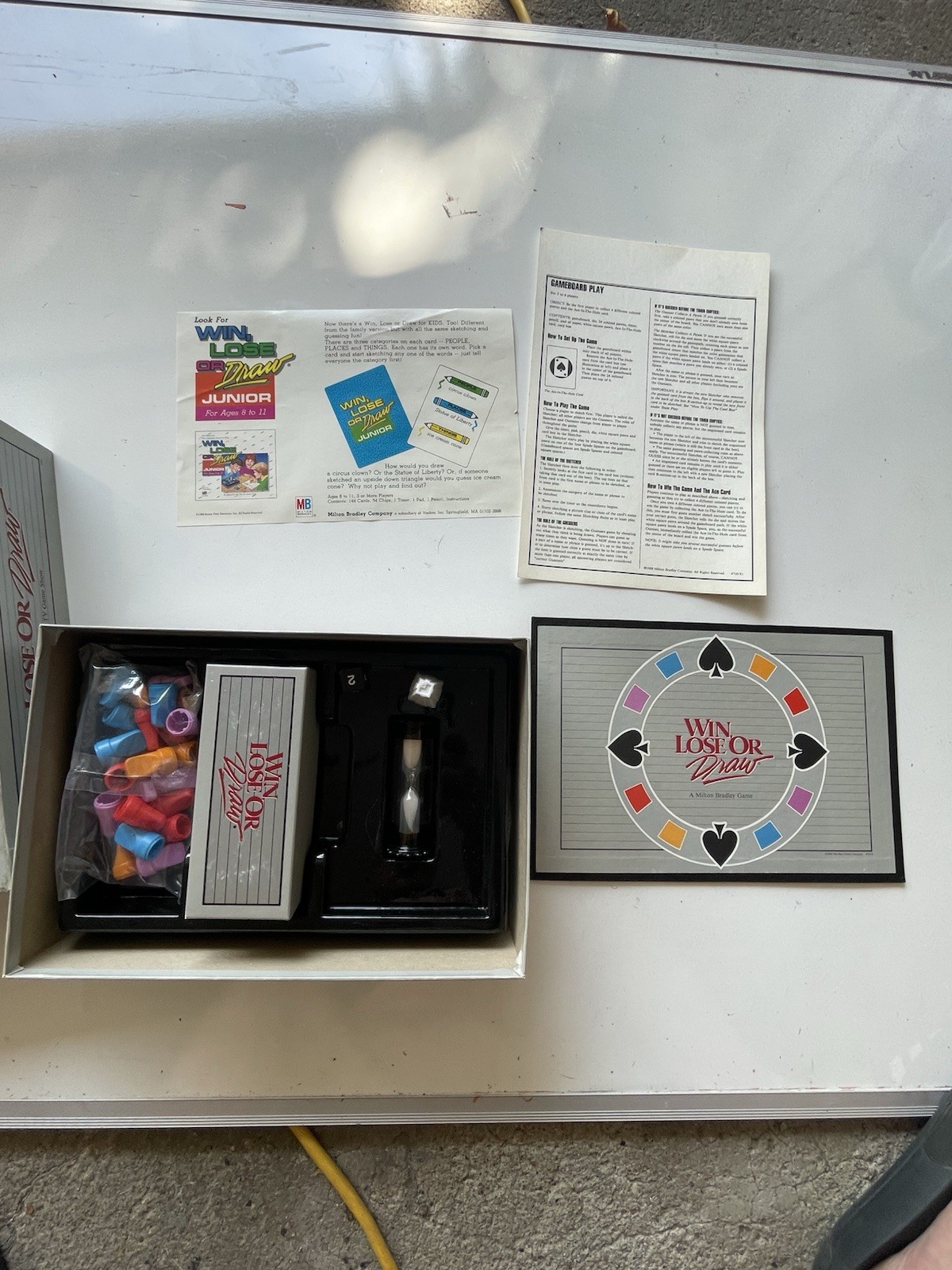 Win Lose or Draw Board Game Party Edition Milton Bradley 1988-Complete Ex Cond