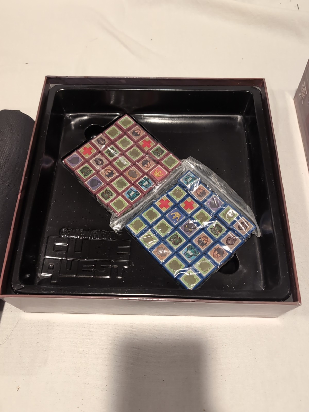 Cube Quest: Clash for the Crown – Gamewright – great condition