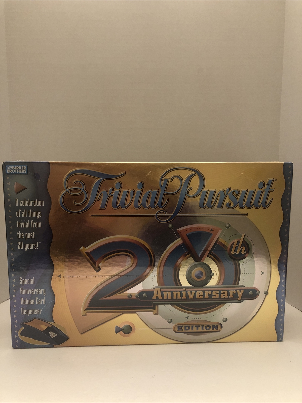 TRIVIAL PURSUIT 20TH ANNIVERSARY Edition Family Board Trivia Game~New & Sealed
