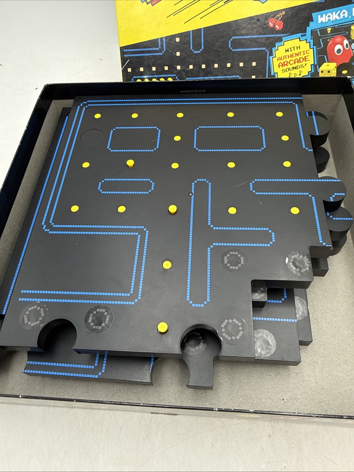 Pac-Man The Board Game Arcade Classic by Buffalo Games 2019 100% Complete