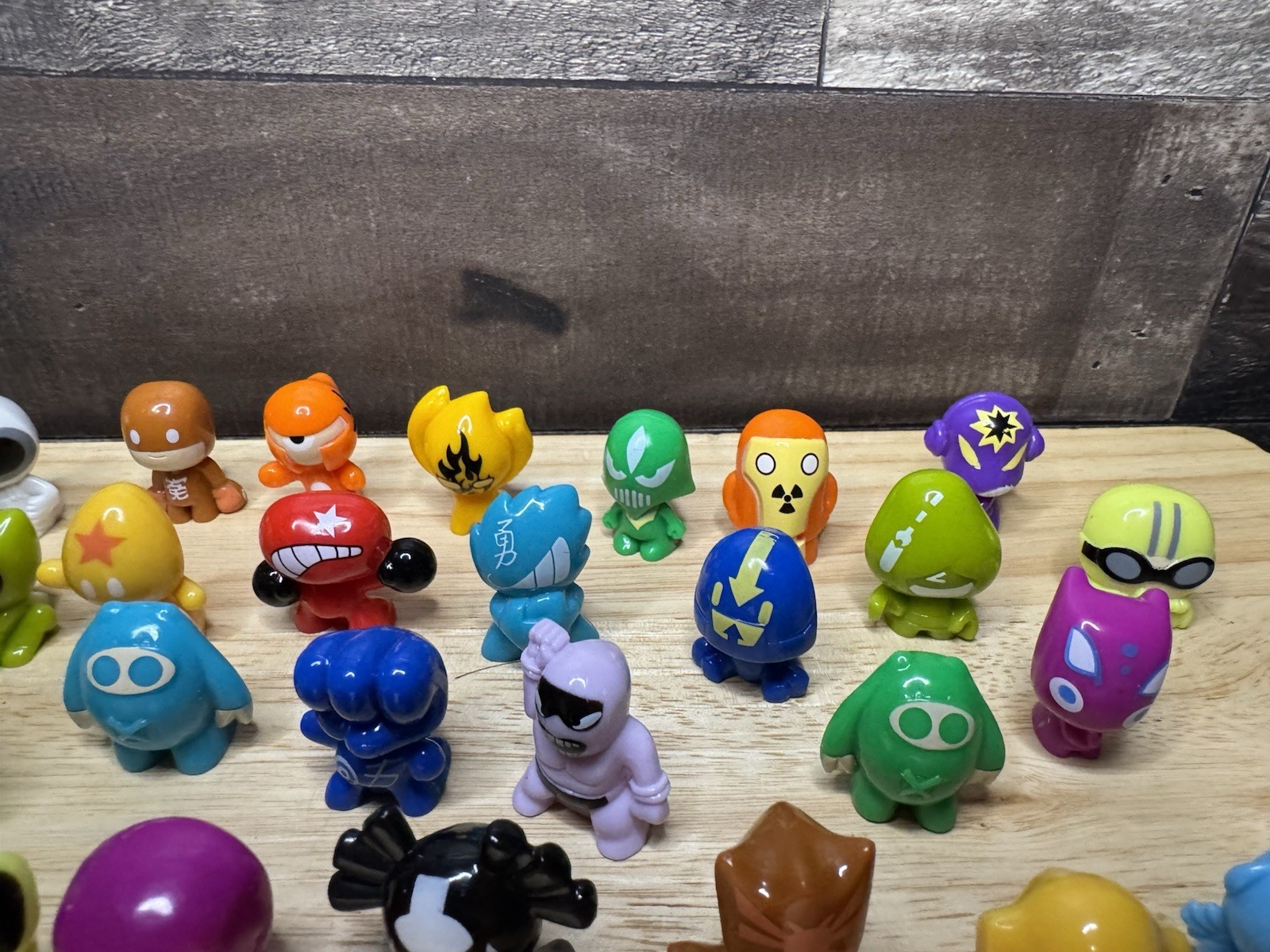 Gogos Crazy Bones Assorted Lot of 40 New Out of Package