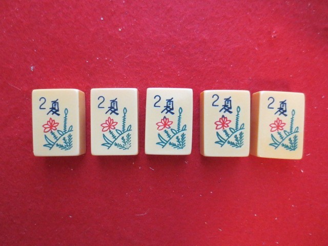 5 bakelite Mah Jongg Flower Tiles – Replacements/ Crafts/Jokers