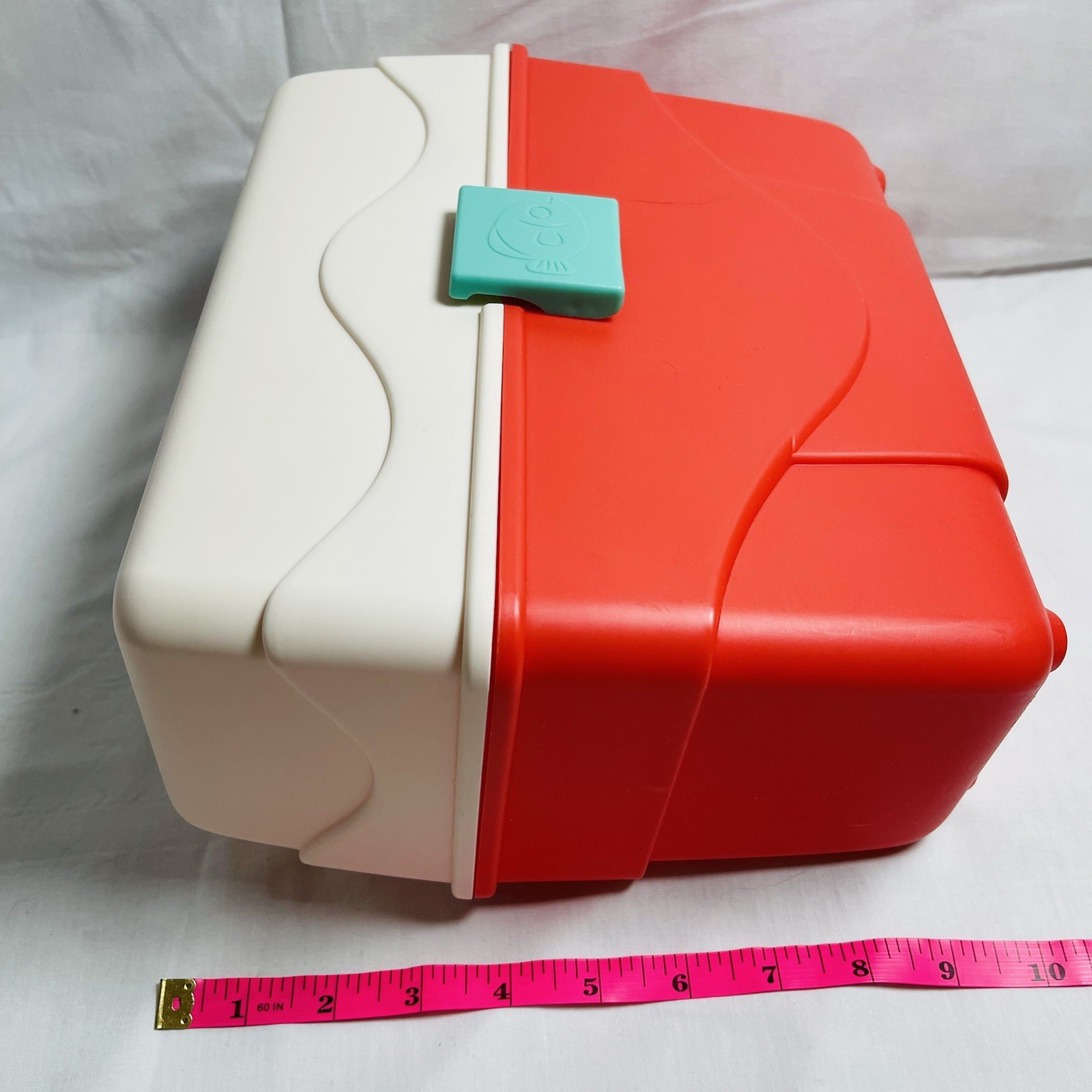 Gigglescape – Family Fish & Learn Game-Tackle Box Only