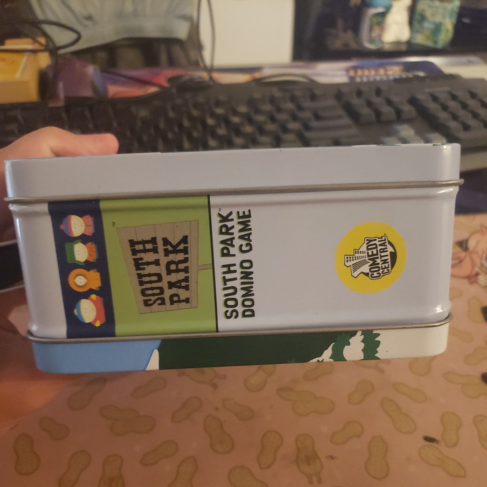 South Park Comedy Central Domino Game 28 Super-Sized Dominoes With Lunch Box Toy