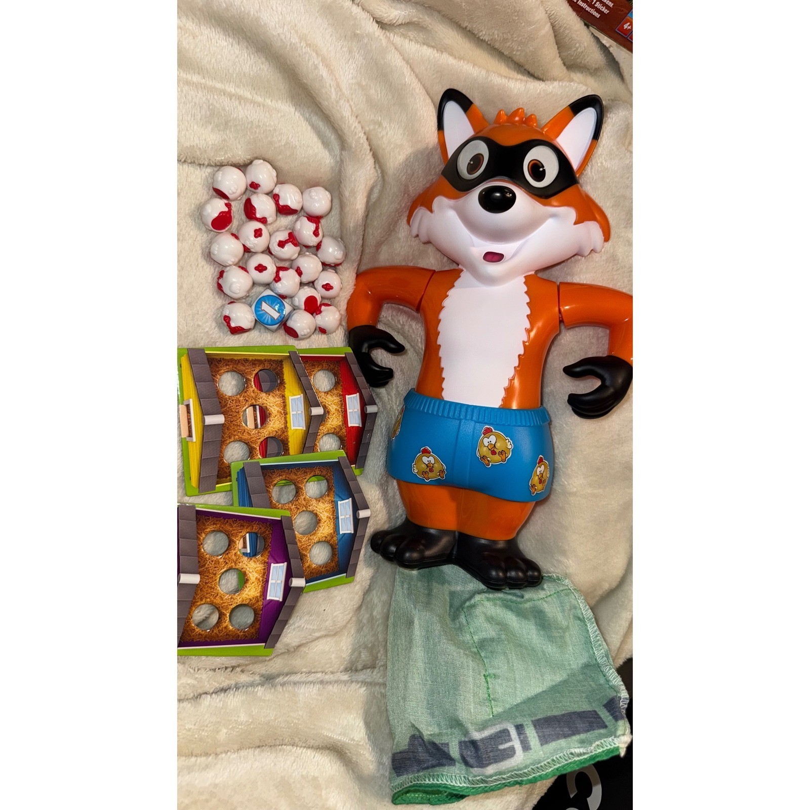 Goliath Catch the Fox Board Game 2-4 Players Ages 4+ Model 30752 Complete