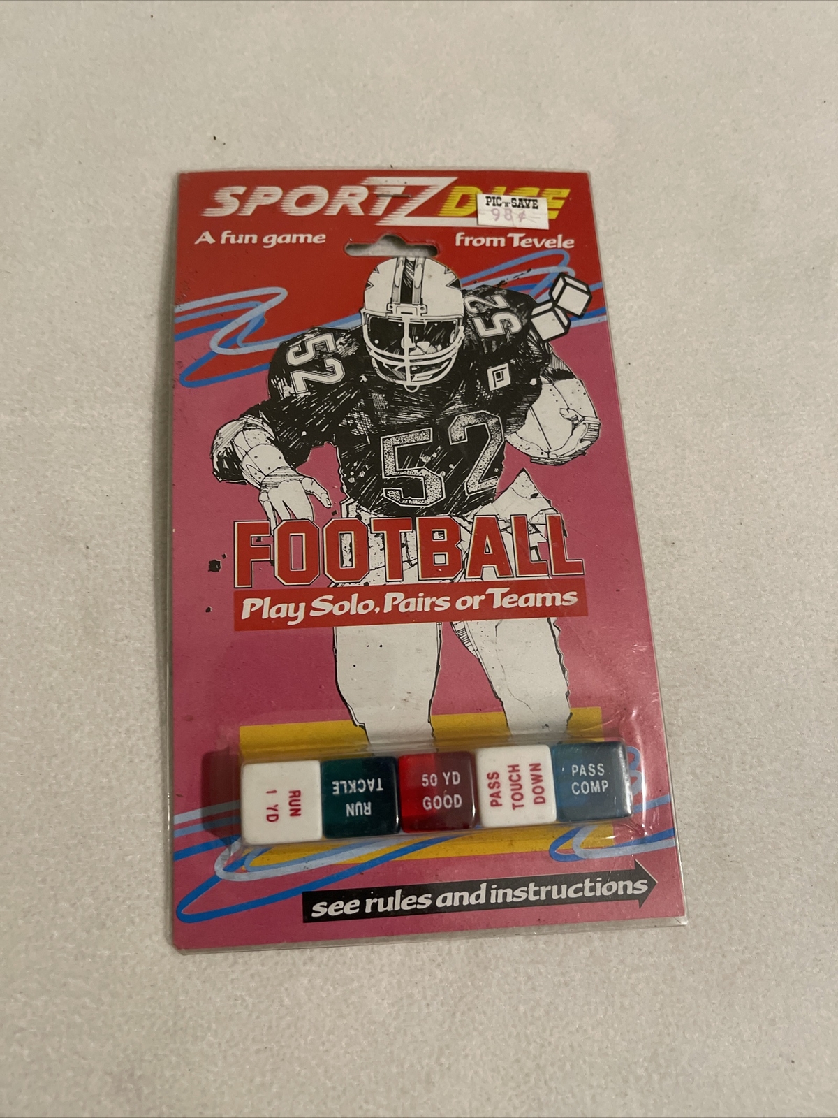 Sportzdice Football 5 Dice Set Game by Tevele 1986