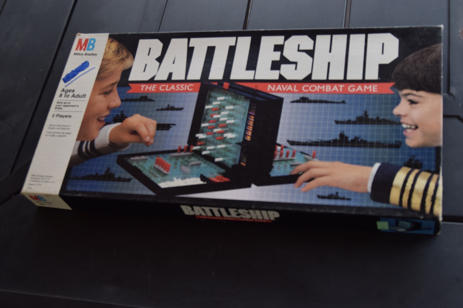 Battleship the classic naval combat game Milton Bradley 1990 Complete Set