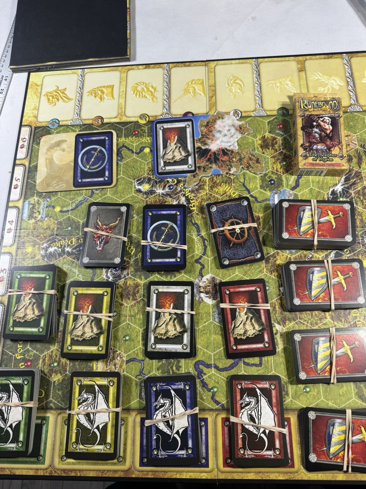 Runebound 2nd edition + 2 Extra Expansions Read