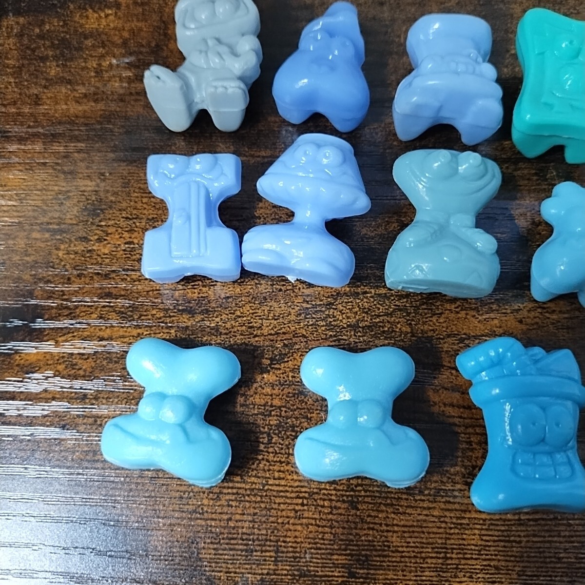Lot Of (15) Opaque Light Blue Solid Color Crazy Bone GoGos
