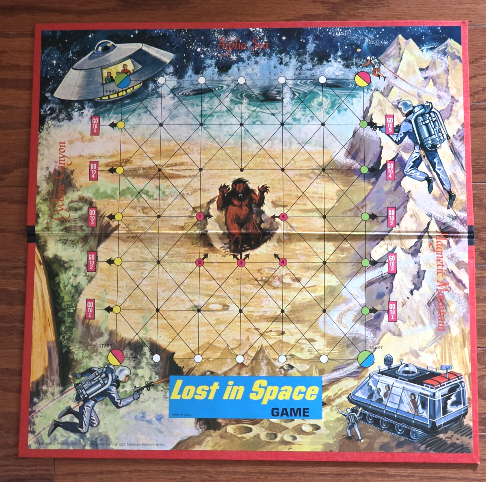 Vtg 1965 Original Milton Bradley Lost in Space Board Game in Box