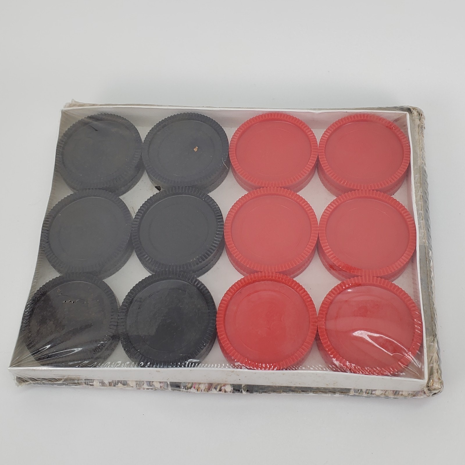NIP Jumbo Checker Rug Game Play Set 3- In-1 24 Checkers Pieces Size 28″x28″