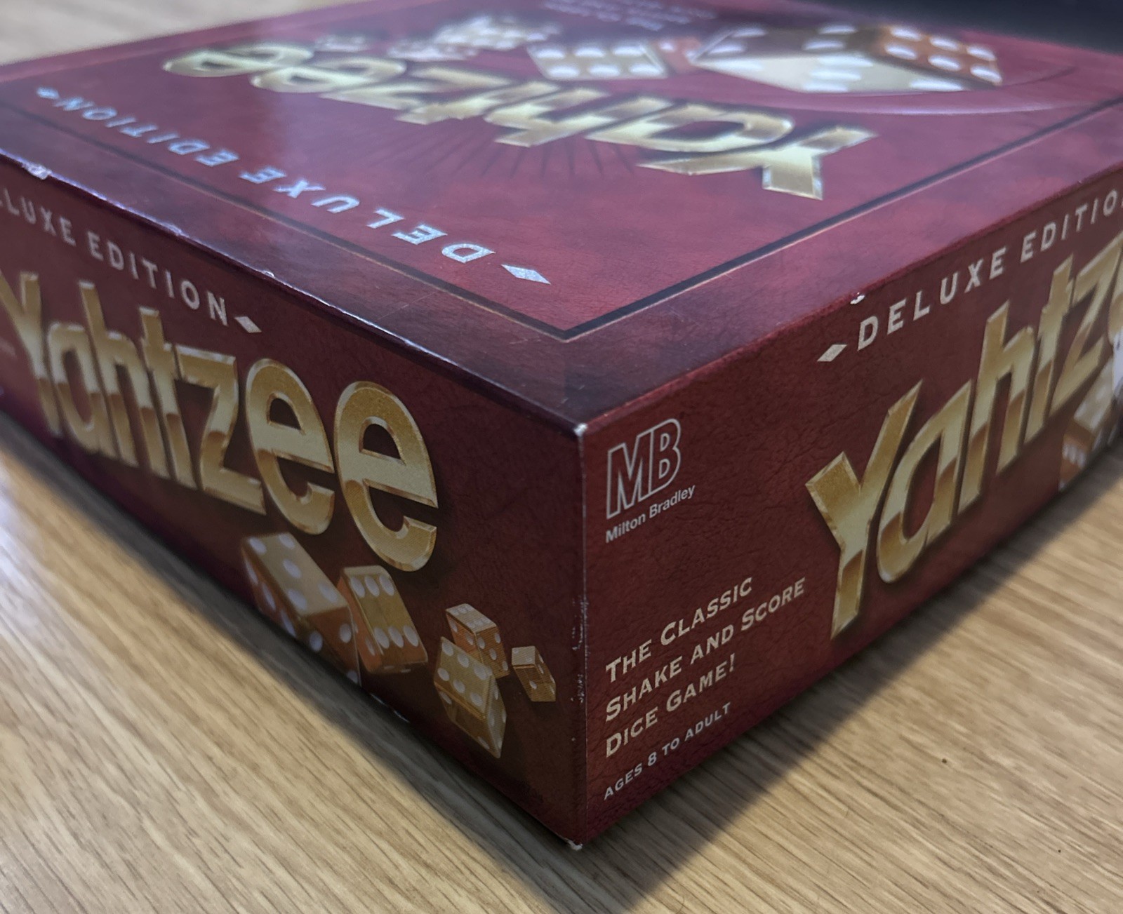 **NEW OPEN BOX** Milton Bradley Yahtzee Deluxe Edition 1997 Gold Dice Board Game