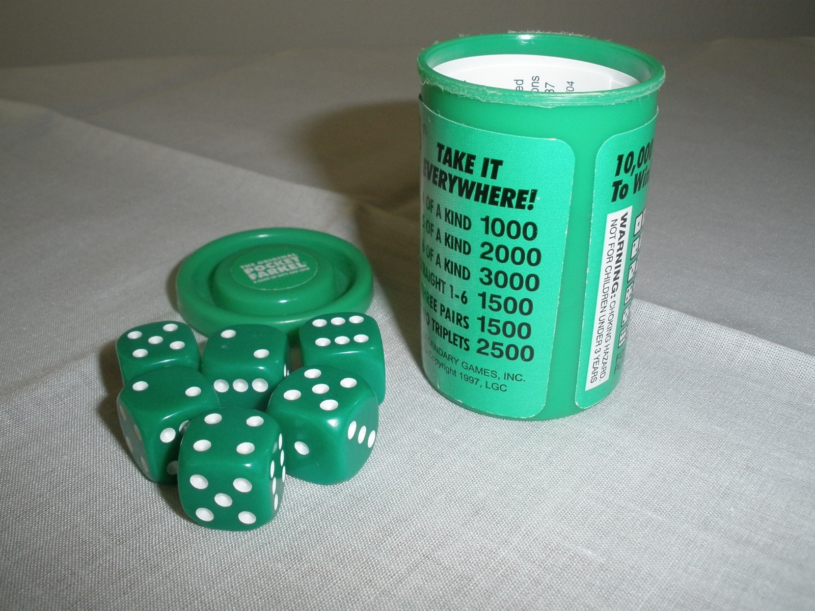 Vintage 1997 IMPROVEMENTS ORIGINAL POCKET FARKEL GAME Luck and Guts Game RARE