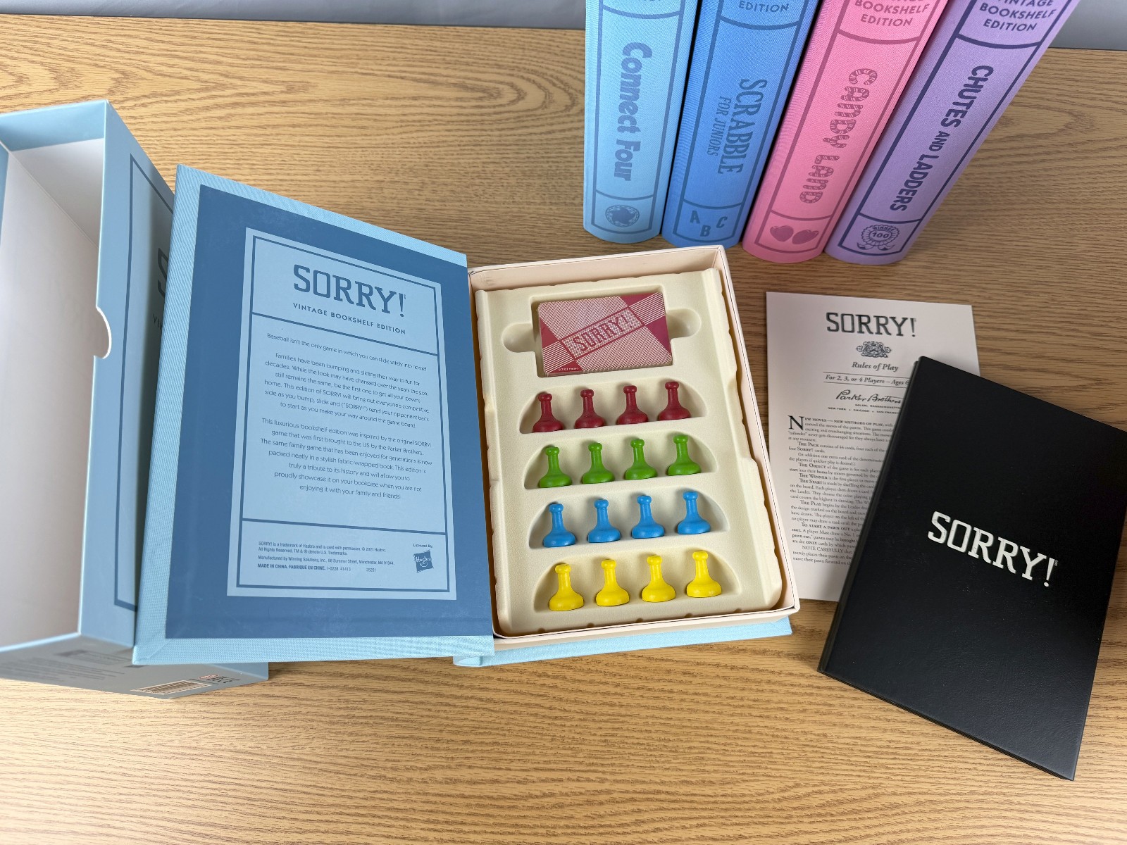 WS Game Company Linen Vintage Bookshelf Game 5 pack with Scrabble Jr Open Box