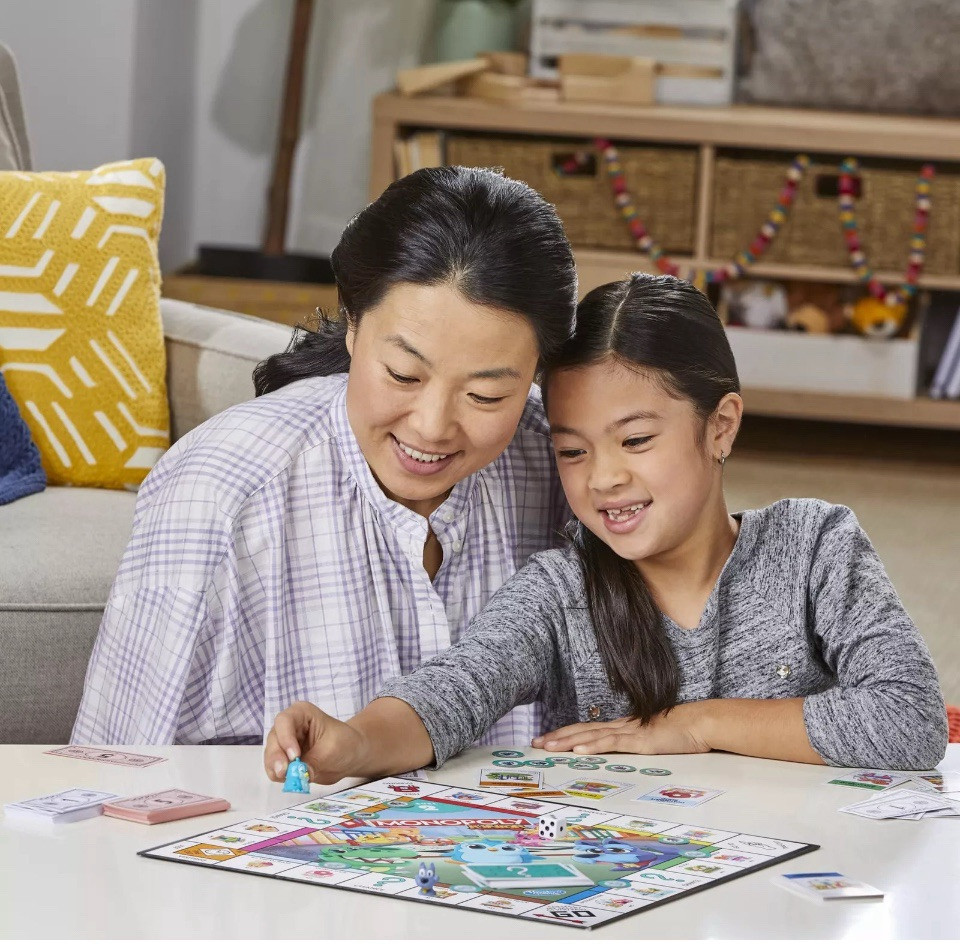 Hasbro Gaming Monopoly Junior Board Game 2-Sided Gameboard 2 Games in 1 Monopoly