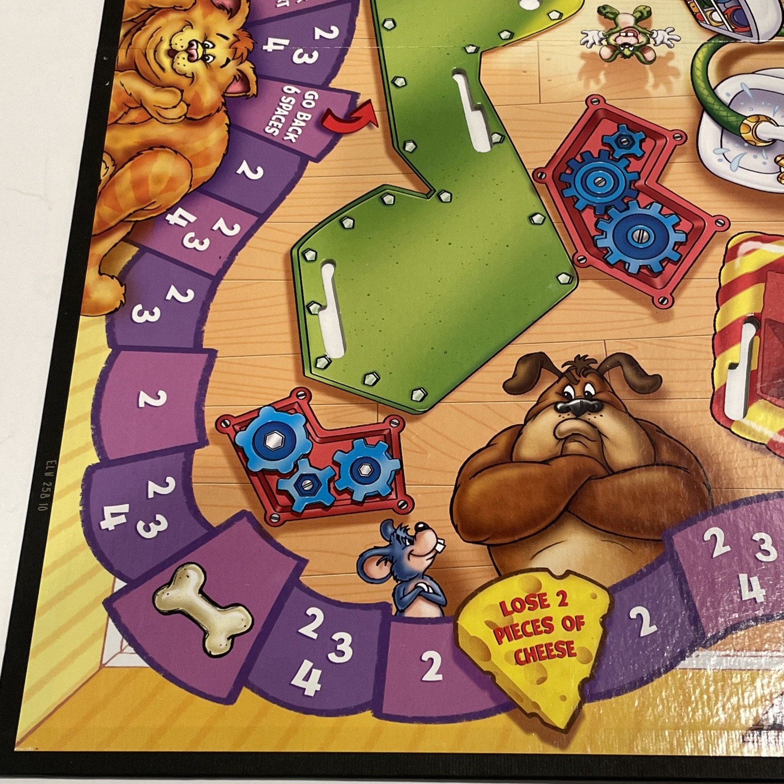 Y2K Mouse Trap COMPLETE Milton Bradley 2005 Classic Board Game Kids Family