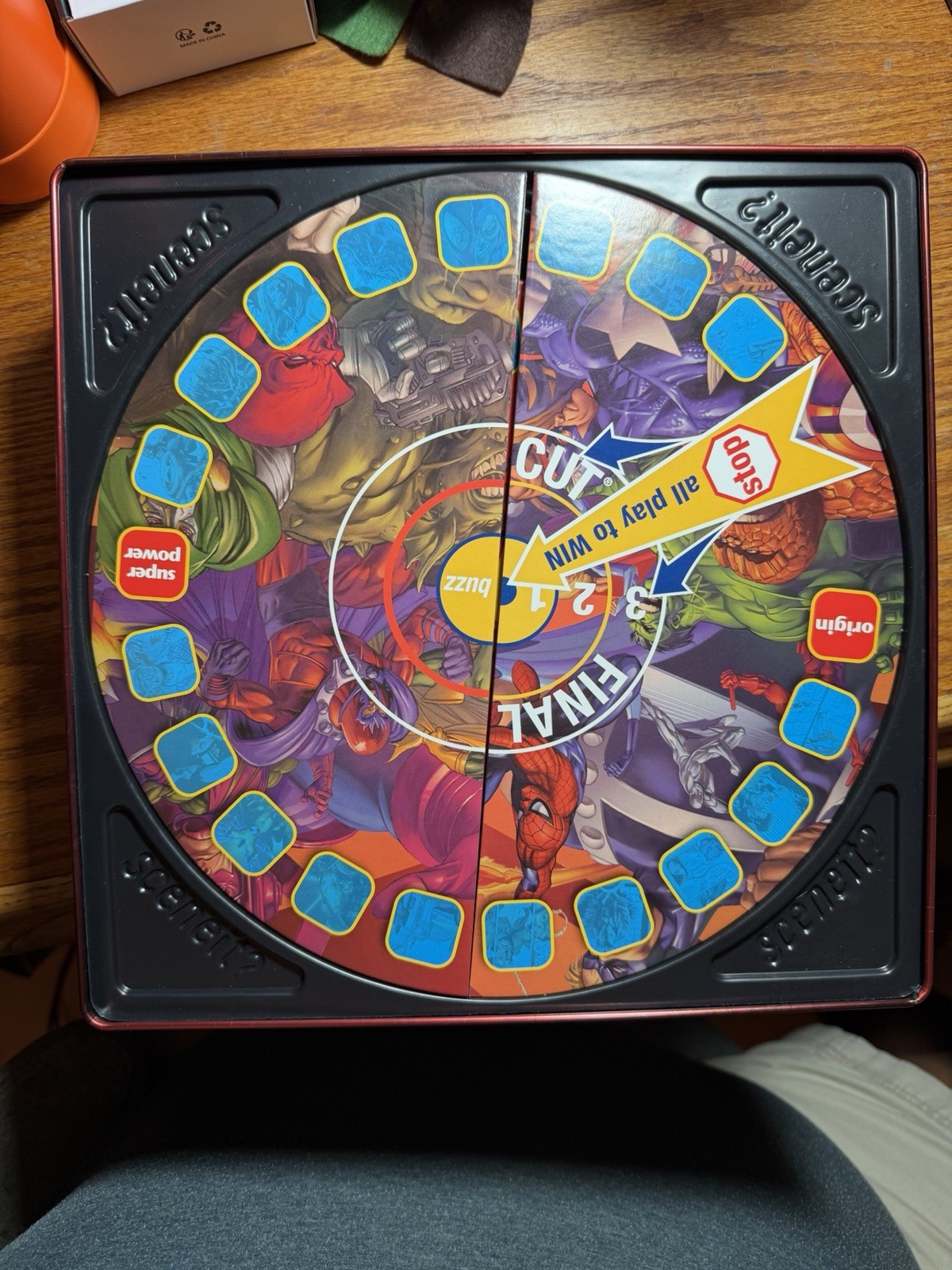 Screenlife Marvel Scene It? Deluxe Edition DVD Trivia Game 2+ Players