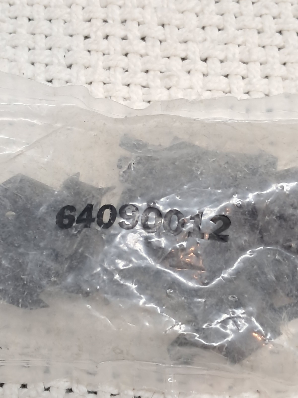 brand new A bag of Elkay Sink Mount Speed Clips & Self Rim Screws Part# 64090012