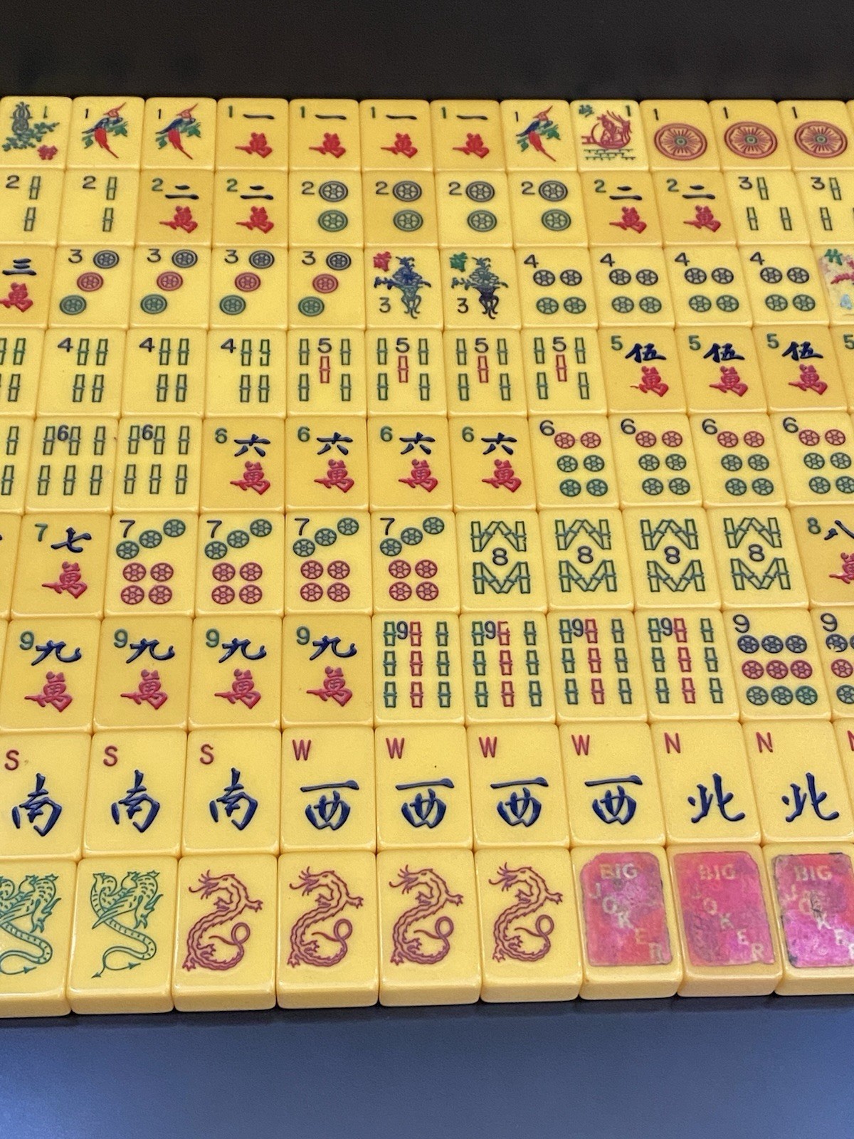 Nice Lot of 152 Vintage Bakelite Mah Jong Mahjong Tiles + 5 Racks W/ Case & Dice