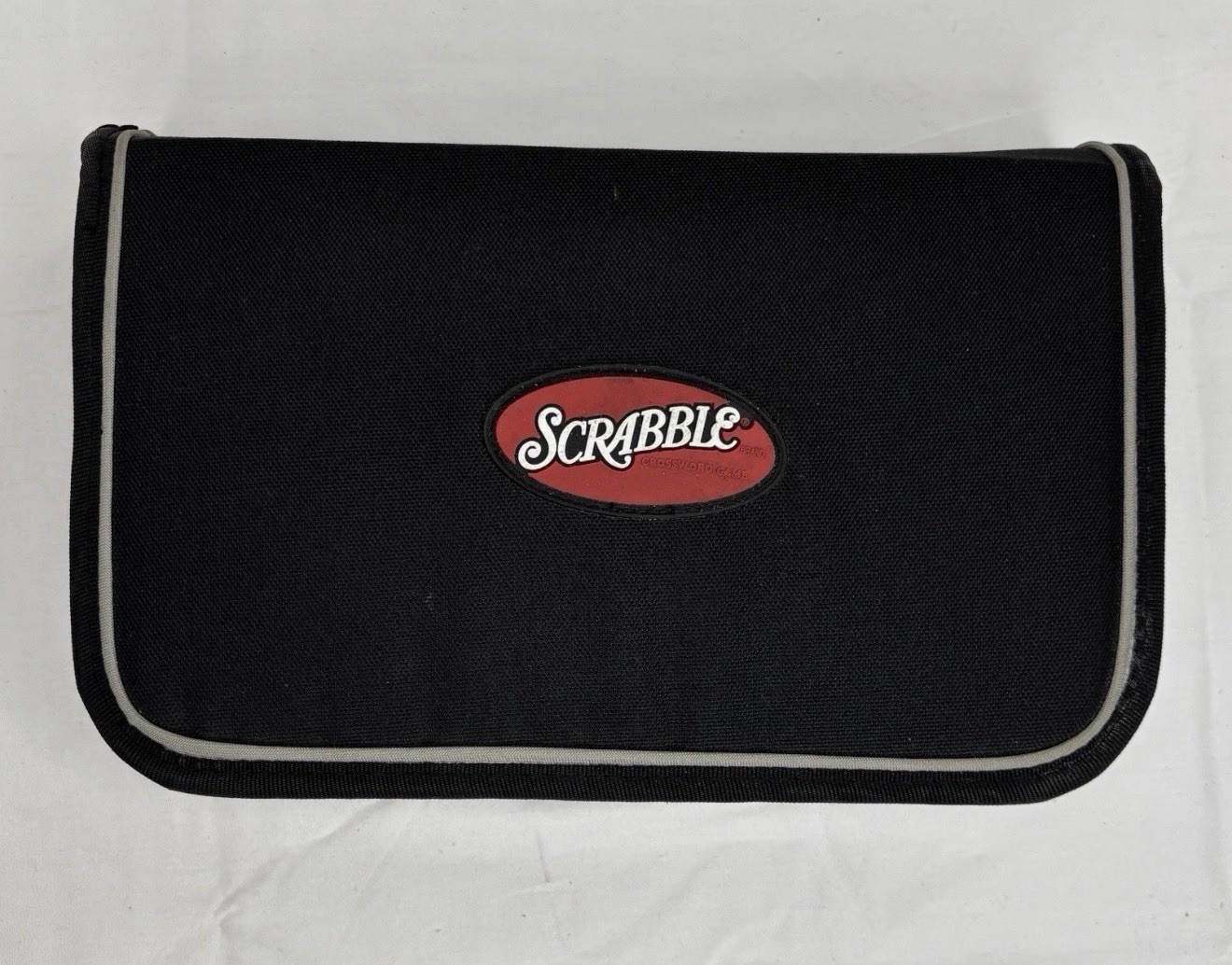 VTG Hasbro Scrabble Game Folio Edition 2001 Zippered Travel Crossword Board Game