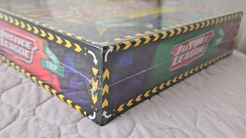 DC Comics JUSTICE LEAGUE Board Game Road Trip Epic Game Strategy NEW SEALED