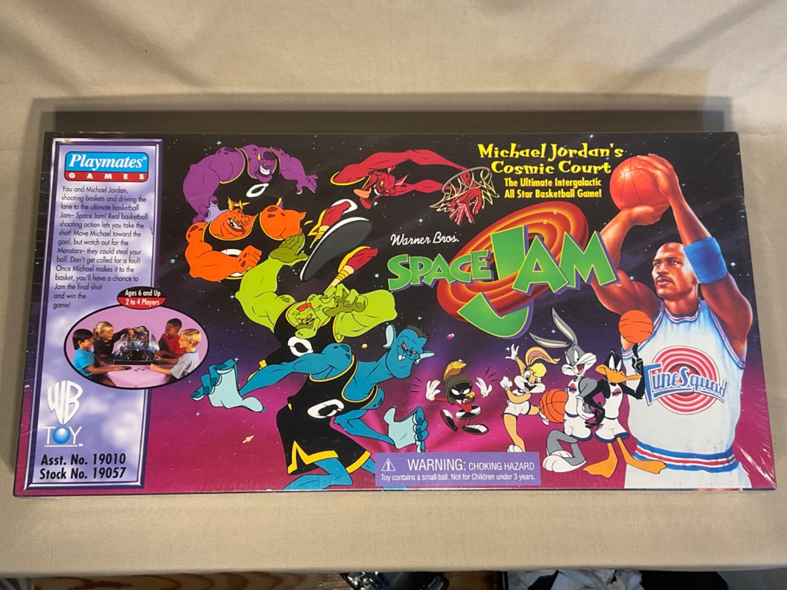 Michael Jordan’s Cosmic Court 1996 Warner Bros. Space Jam Game Brand New SEALED