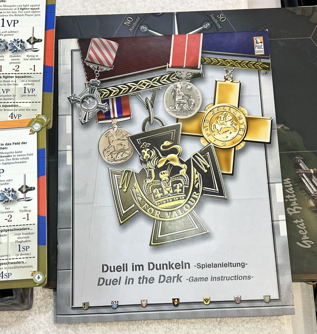 Duel in the Dark by Z-Man Games COMPLETE English German War Game Complete