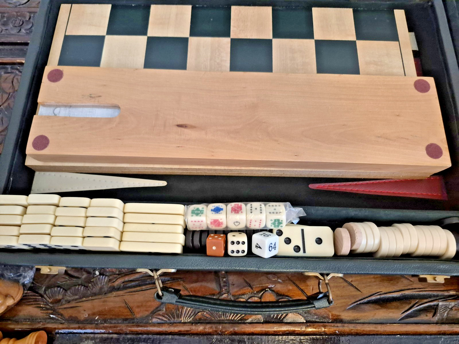 Deluxe Genuine Green Leather Case Backgammon Chips Chess Set Cribbage Poker Rare