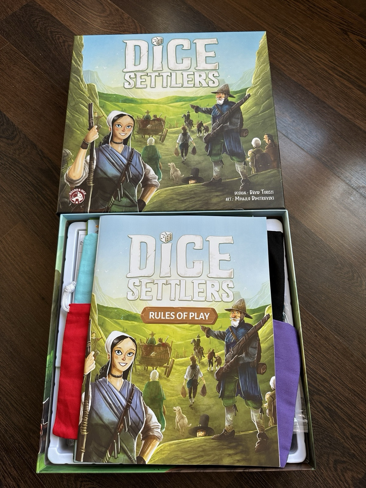 Dice Settlers: Board Game 1-4 Players From Board & Dice (slight Damage To Box)