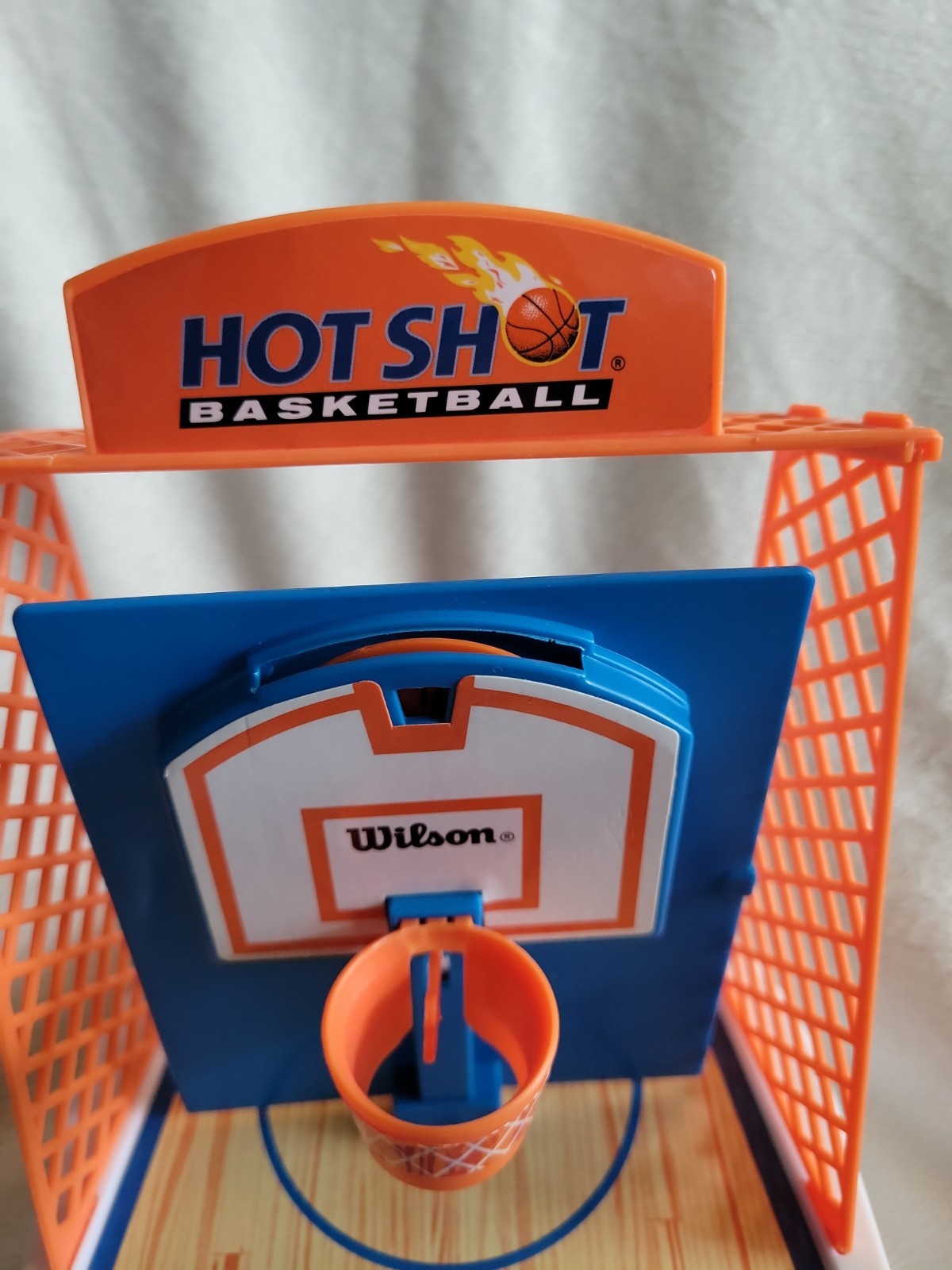Vintage 1992 Milton Bradley Travel Hot Shot Basketball Game w/ Box