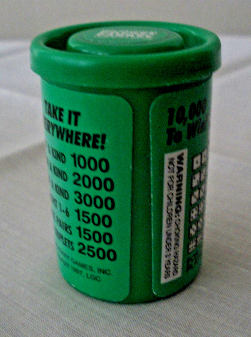Vintage 1997 IMPROVEMENTS ORIGINAL POCKET FARKEL GAME Luck and Guts Game RARE