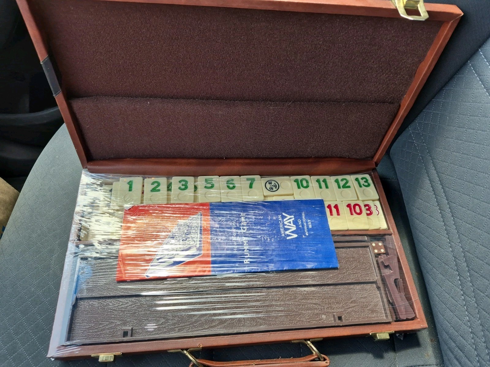 Vintage Rummy-O Tile Game American Way Brown Briefcase Case Complete Rummy Cube