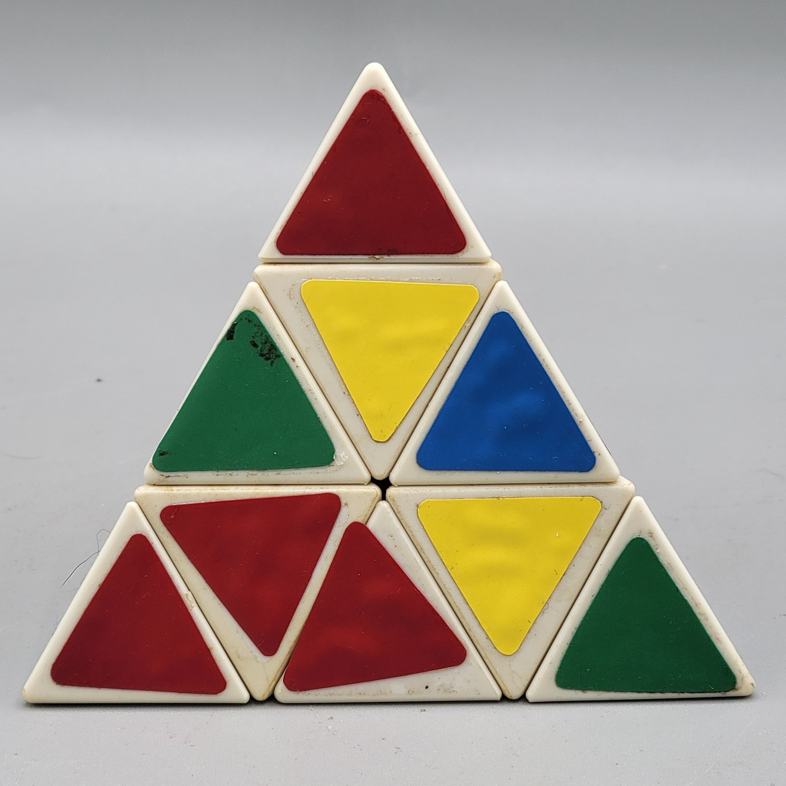 Vintage Pyraminx by Tomy Twist Puzzle Brain Teaser Cube Game 1980s White Base