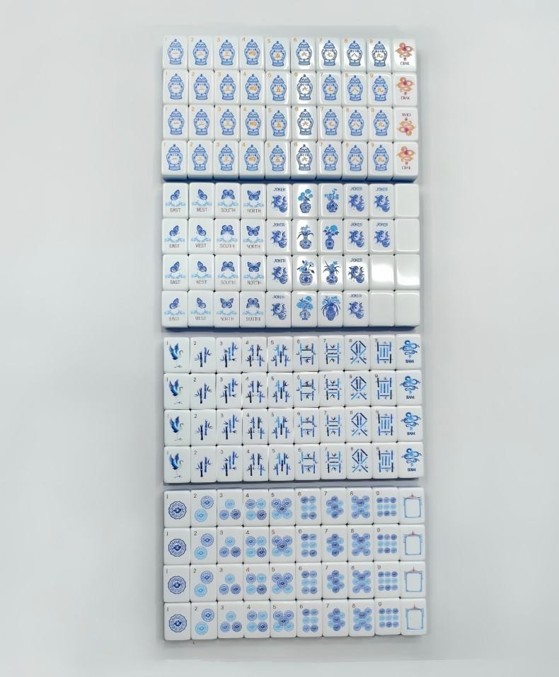 Luxury American Mahjong Set 160 Engraved Acrylic Tiles Blue White Porcelain