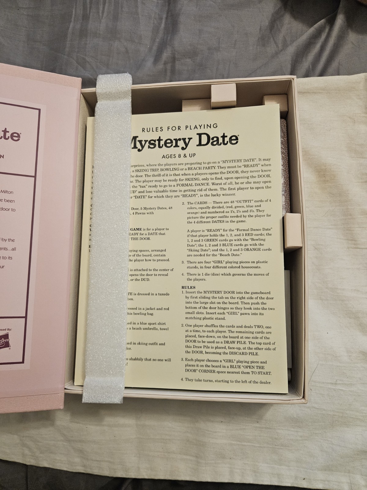 Mystery Date ( Vintage Bookshelf Edition) New Open Box