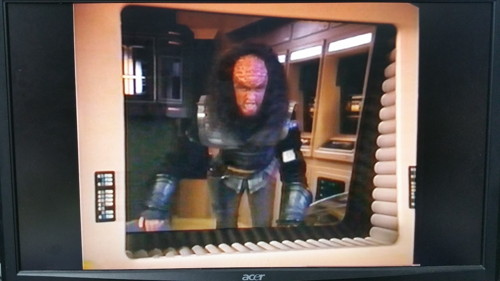 Star Trek The Next Generation A Klingon Challenge Board Game DVD (VHS Version)