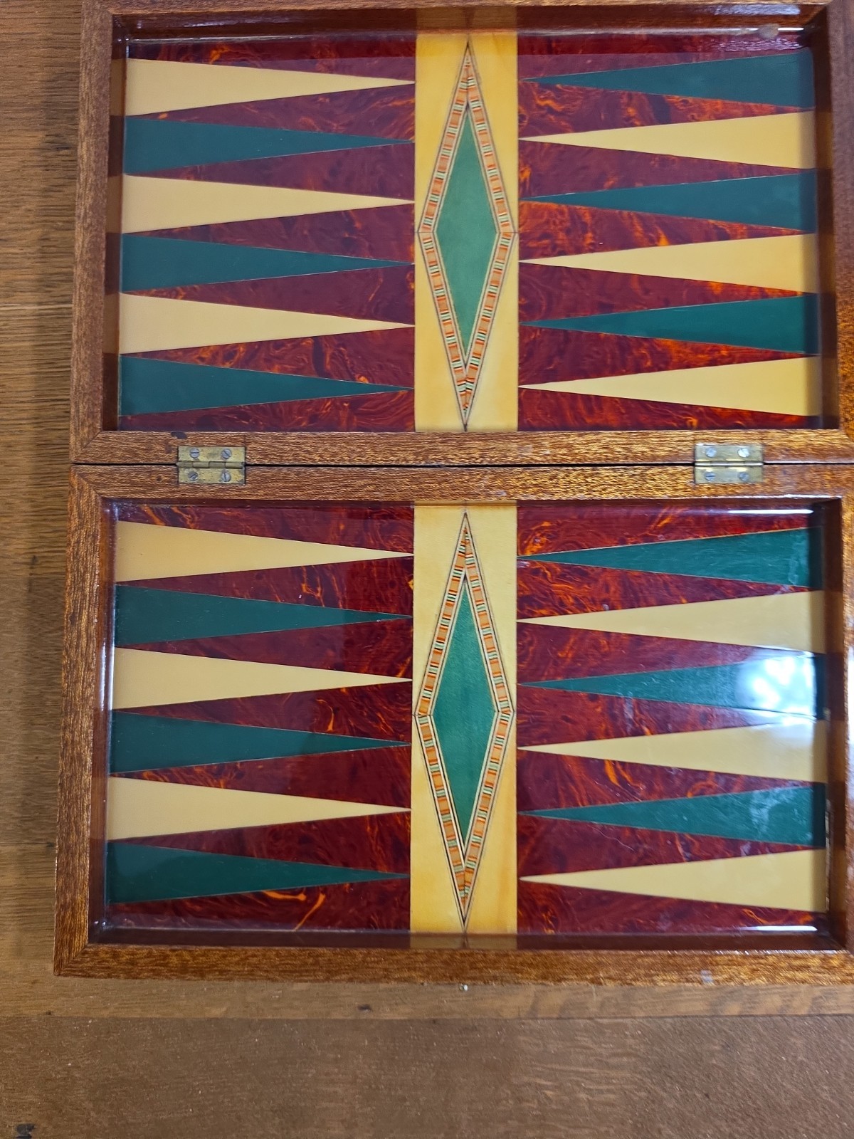 Beautiful Backgammon – Marquetry Hinged Case Wood Inlays No pieces